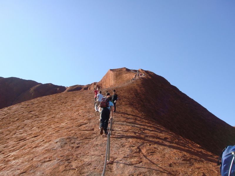 エアーズロック登山